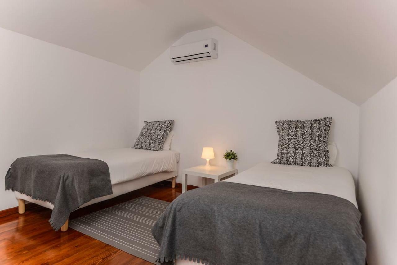 Seaside Family Townhouse - 100M From The Sea! Lejlighed Cascais Eksteriør billede